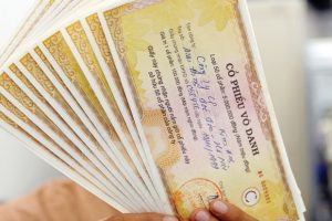 1-co-phan-bang-bao-nhieu-co-phieu-2