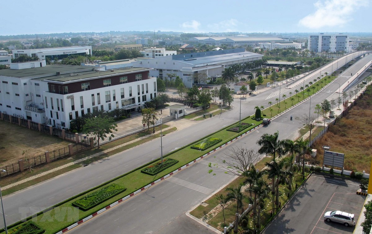 Cong-ty-che-xuat-la-gi-2